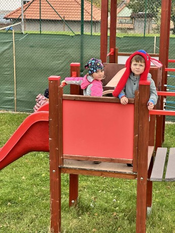 0d957677-30cb-4872-b6d6-ad0233af4a40