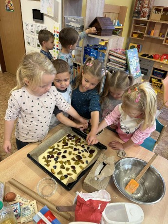 9d1d3a68-83cd-4028-8911-498b3b7f8003