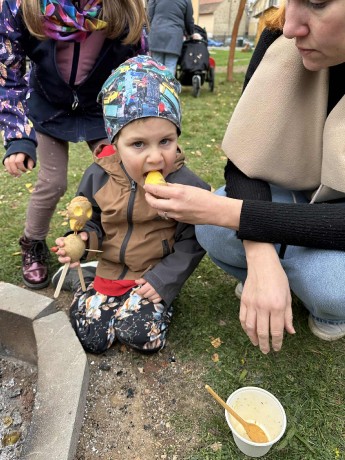 11486d18-4071-4057-afee-c0a6e1bab0eb