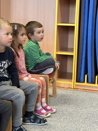 ddc30265-868b-4af2-945b-6c21f755ef46