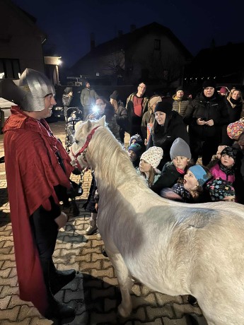 2d302cda-b36c-434c-b4a9-ec5224ccc77c