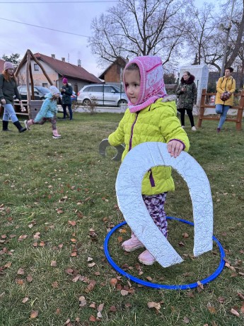 15671b93-b82e-476e-9b3c-c1c20b1744f5