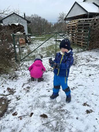 4f37bcd0-3d19-496b-ae17-f9927ae80c59