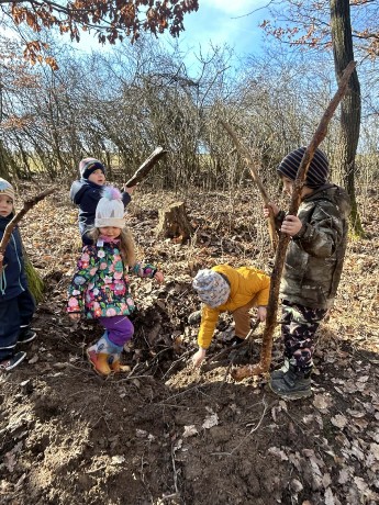 eb9307c6-9ae8-4ca4-868a-a757c3a71269