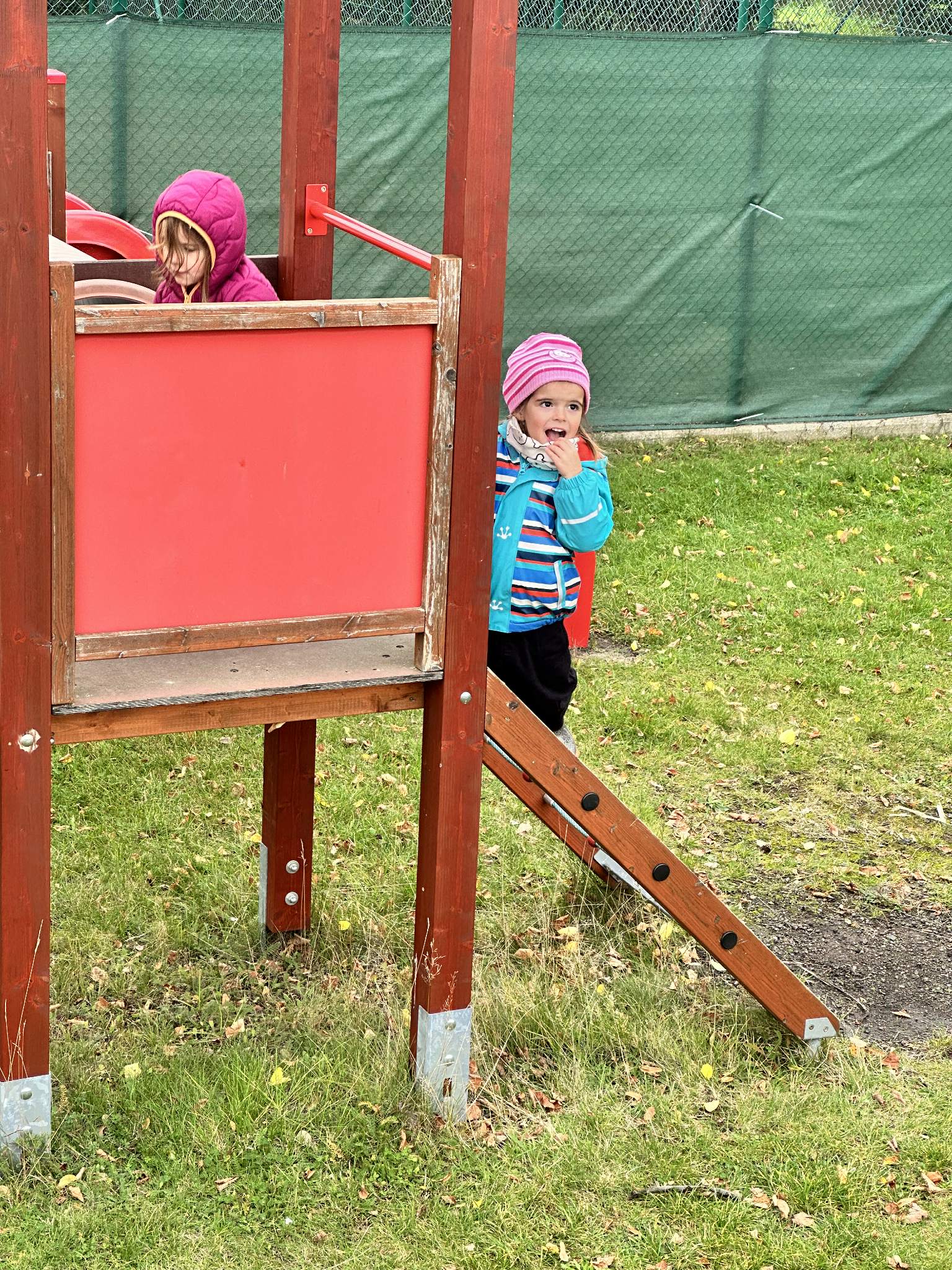 b2a69ea5-5c24-41f8-ae2b-67c925e04de2