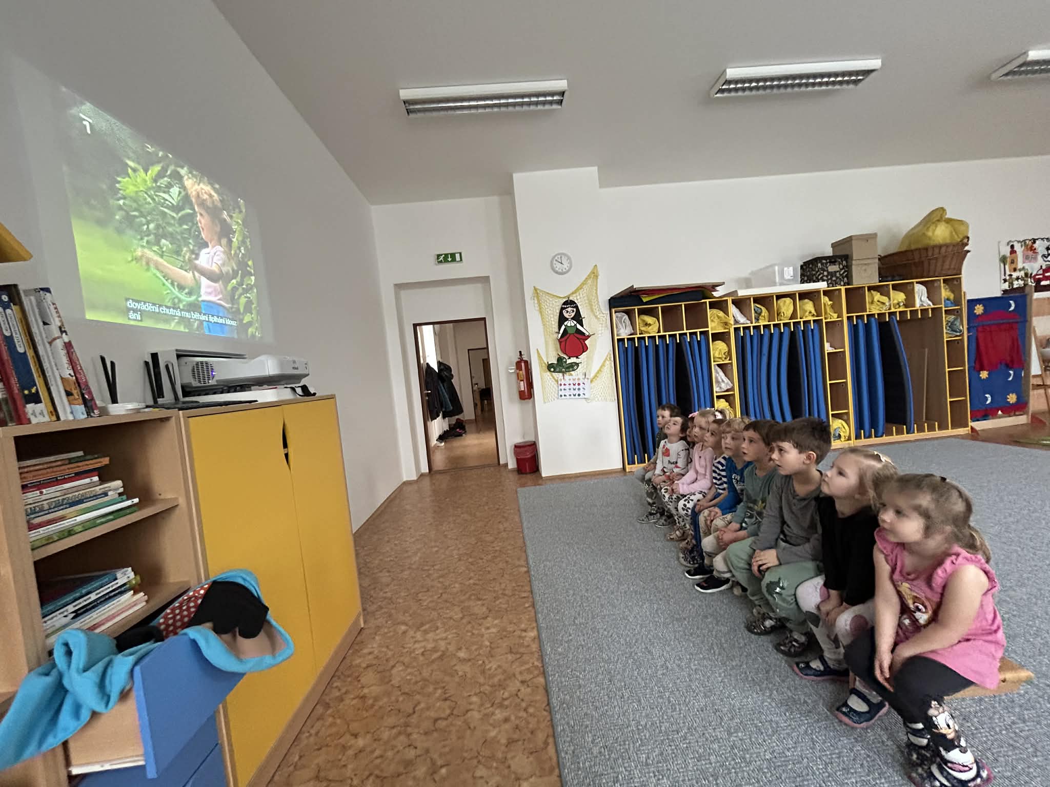 f6ecf44a-faf2-438b-8a31-59ce9a3921b3